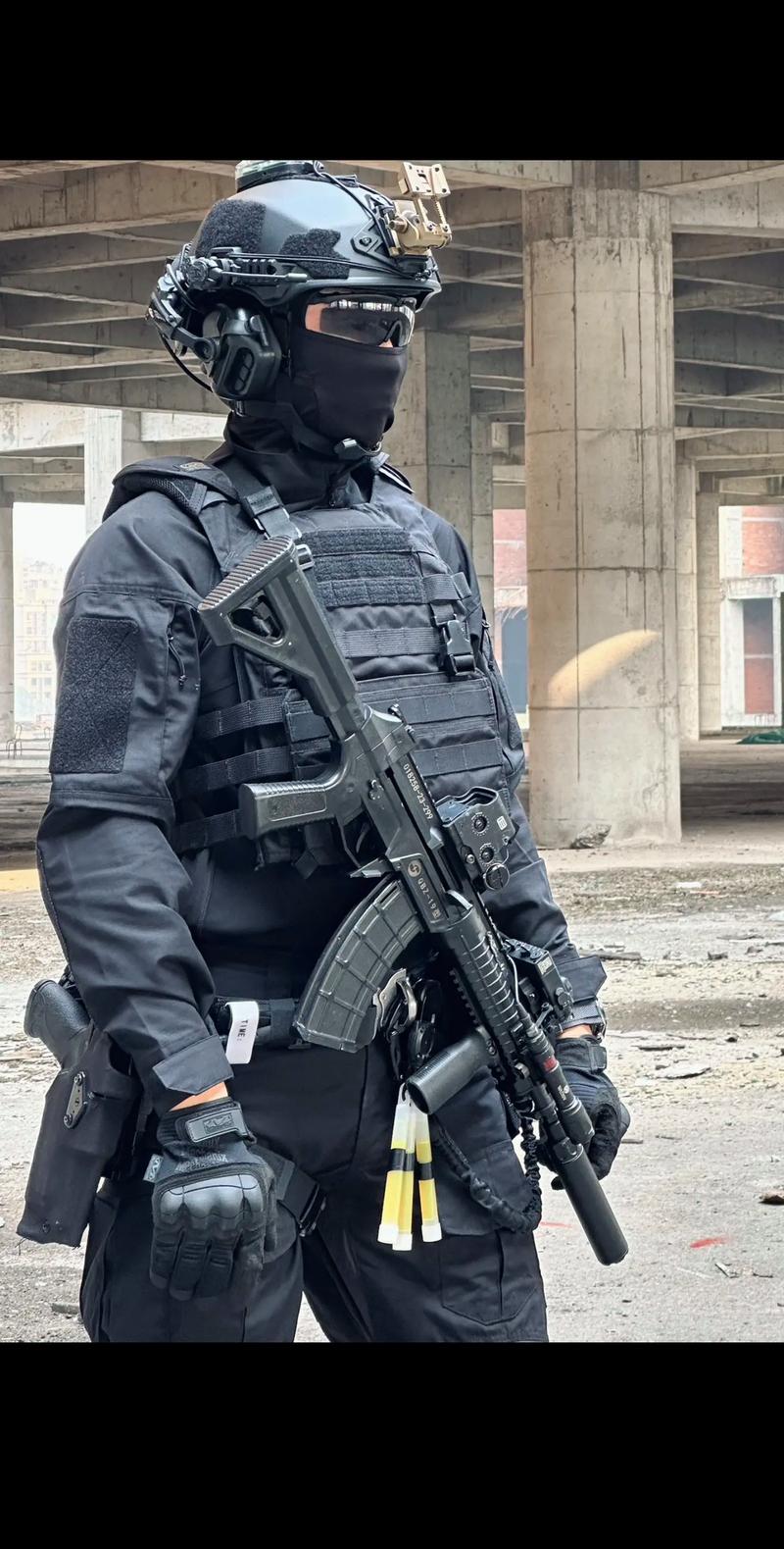反恐精英怀旧服与正式服，经典再现与现代革新